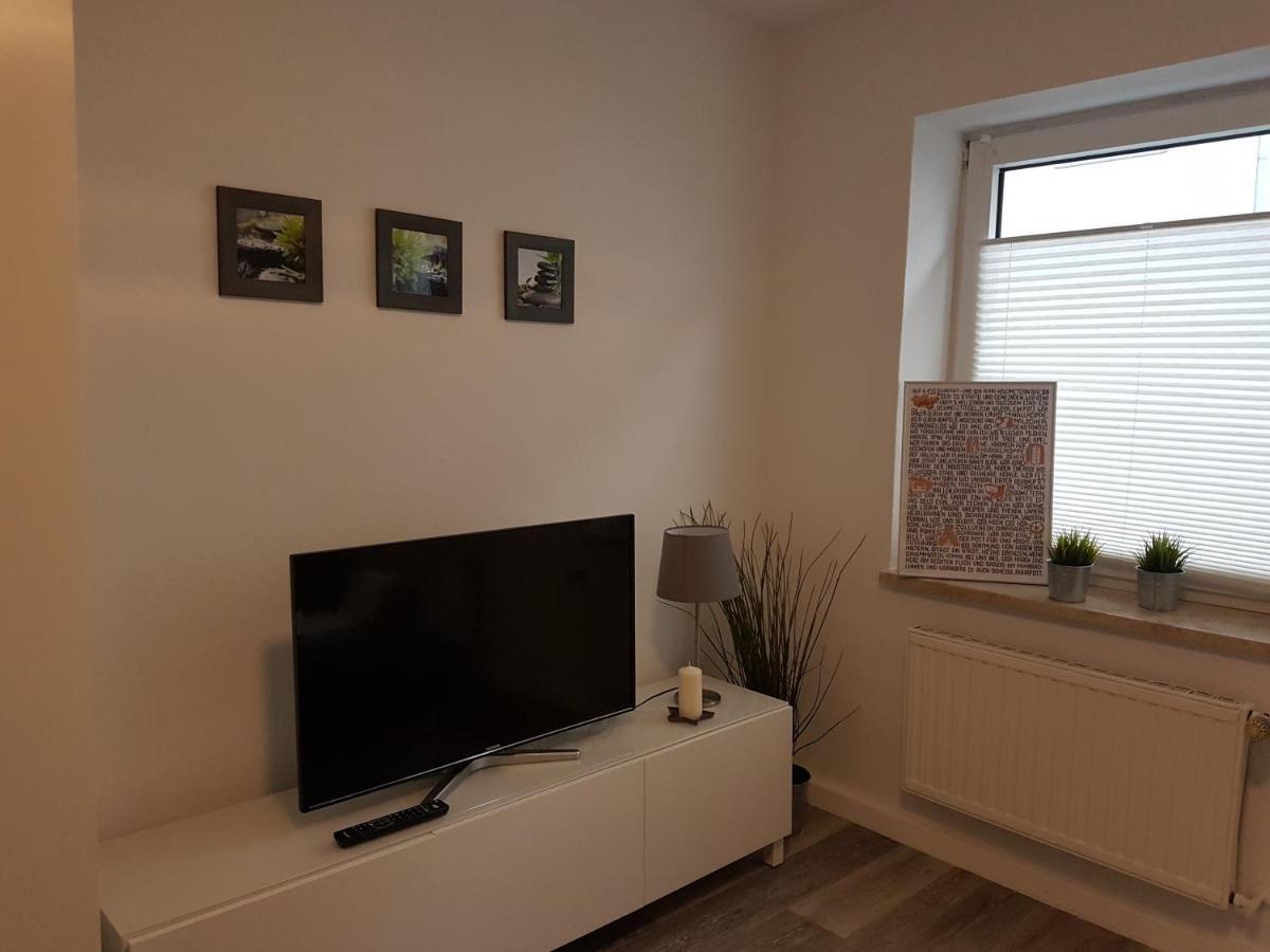 Kleine, Ruhige Wohnung In 盖尔森基兴 外观 照片